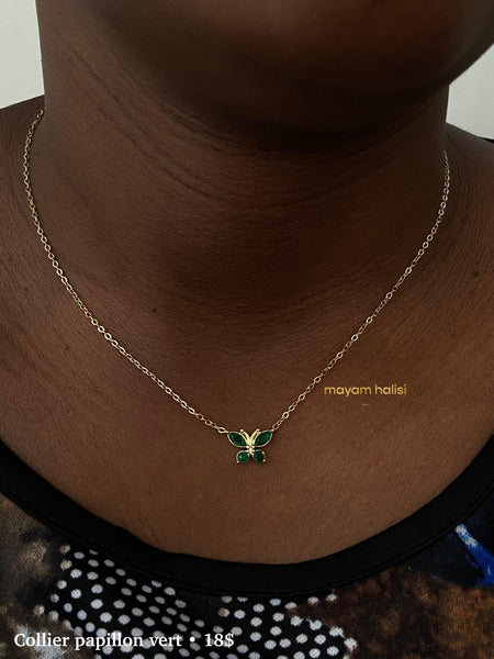 Collier papillon vert